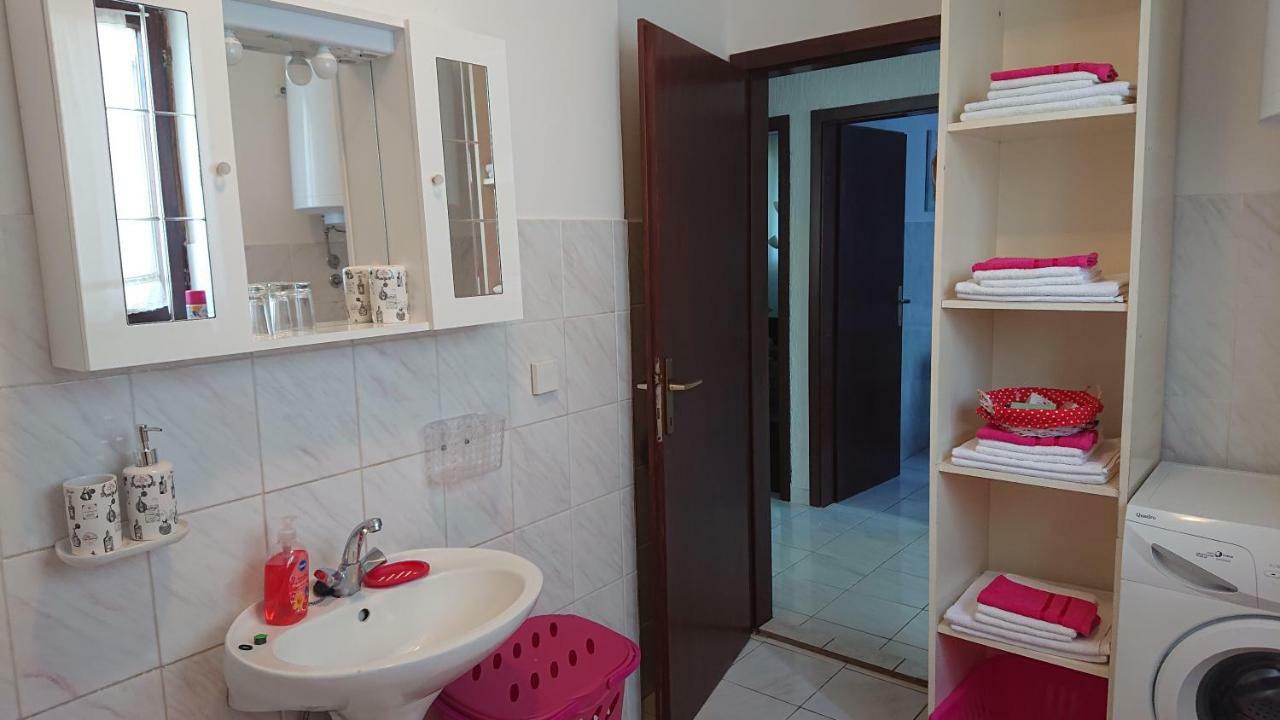 Apartment Devcic Пореч Екстериор снимка